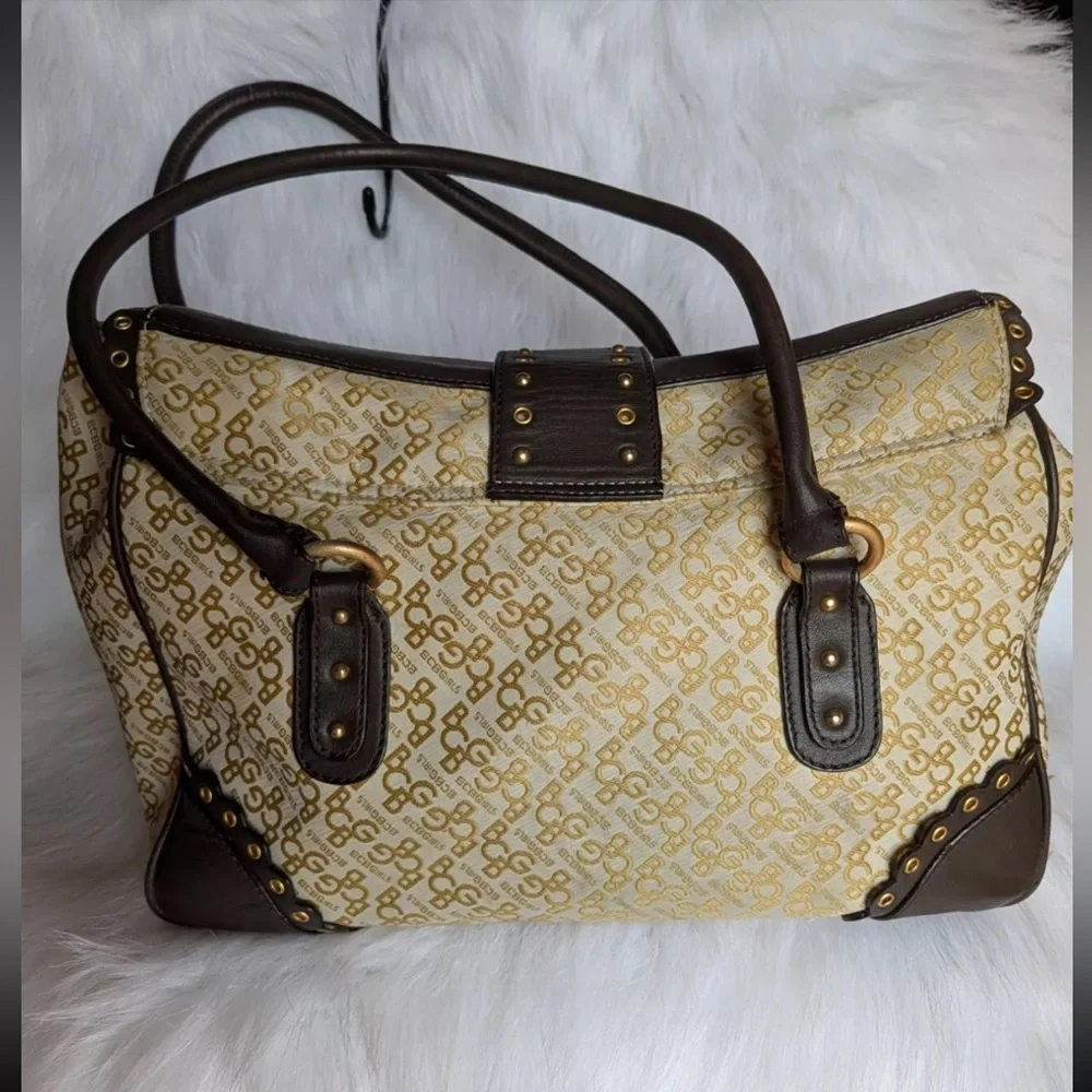 Beautiful Y2K Dior-esque BCBG bag😍🌺 - Picture 3 of 11